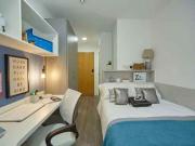 Bronze Ensuite A Has an Apartment