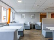 Bronze Ensuite B Has an Apartment