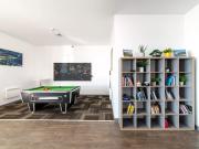 Bronze Plus Double Room A Has an Apartment