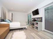 Bronze Plus Studio B Has an Apartment