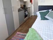 Bronze Studio B Has an Apartment