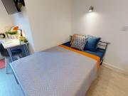 Bronze Studio Plus, at iQ Magenta House