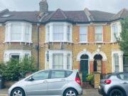 Brookdale Road, Catford, 2 Bedroom Flat