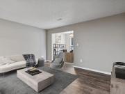 Brookstone The Avalon