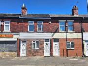 Broom Lane, Levenshule, 2 Bedroom Flat