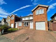 Broughton Avenue, Luton, 3 Bedroom Semi detached