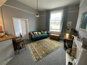 Brunswick Square, Hove BN3, 1 bed flat to rent, £1,275...