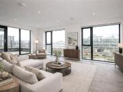 Buckingham Court, Milton Keynes MK9, 2 bed flat to rent,...