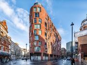 Buckingham Gate, London SW1E, 3 bedroom duplex to rent...