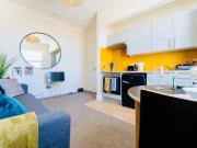 Buckingham Road, Brighton BN1, 1 bed flat to rent,...
