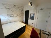 Buckingham Road Room 2 London E18 2NH Century 21 United...