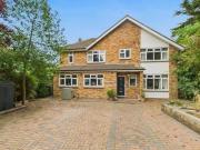 Buckingham Road, Westbury, 4 Bedroom Detached