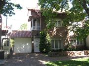 Buen chalet muy bien ubicado Adrogue