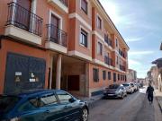 Buen piso en Membrilla en la zona centro seminuevo todo...