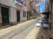 Building in city center with 3 floor apartments