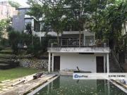 Bukit Pantai large pool and garden, nice view