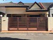 Bukit sekilau Terraced House for rent