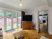 Bungalow 3 Bedroom For Sale Woodford Greater London...