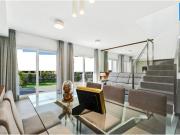 BUNGALOW CON PISCINA