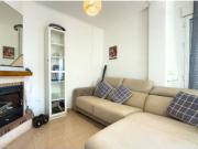 Bungalow con vistas imponentes al mar y al icónico Peñón...