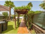 Bungalow de 2 habitaciones con amplia terraza en Campo...