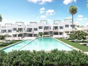 Bungalow de 2 habitaciones en venta en Torrevieja, Alicante