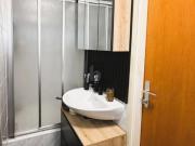 BUNGALOW MIT GROSSEM GARTEN UND POOL RUHELAGE