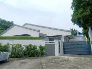 Bungalow Newly Renovated House for Sale in BF Homes...