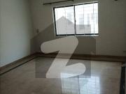 Bungalow Portion With Garden Parking Roof