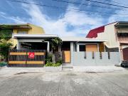 Bungalow Semi Furnished for Sale in BF Resort Village...