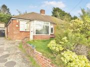bungalow to rent barnfield road, orpington, br5