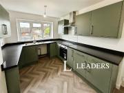 Bungalow to rent in Marsh View, Stoke on Trent, ST3 |...