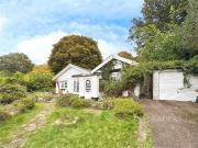 Bungalow to rent in Thorpe Road, Norwich, Norfolk, NR1 |...