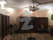 Bunglow 200 sq yrd ground+2 3 bed dd per floor house for...