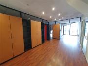 Bureaux à vendre Bordeaux, face au parking Leclerc des...