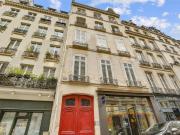 Vente bureaux Paris 1, proche métro Louvre Rivoli et RER...