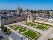 Bureau de prestige de 1458 m2 en location Caen, France