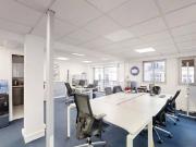 Bureau prestigieux de 135 m2 en location Monceau,...