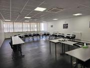 bureau rénové de 115 m2 à vendre à Cergy au prix de...