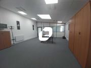 Bureaux à louer Bois d'Arcy Proche nationale 12, RER...