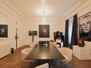 Bureaux à vendre Paris 8, proche métro Liège, immeuble...