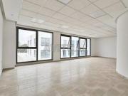 Bureaux en location à Taqadoum. Surface de 62 m²