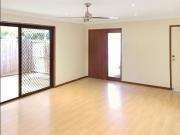 Burleigh Beach Lifestyle 2 Bedroom duplex walking...