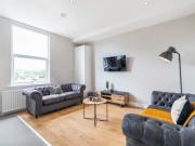 Burley Road, Leeds LS3, 6 bed terraced house to rent...