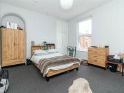 Burns Street, Nottingham, Nottinghamshire NG7, 6 bed end...