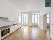 BÜRO in historischem Denkmal Haus in Toplage der Innenstadt!