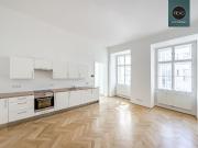 BÜRO in historischem Denkmal Haus in Toplage der Innenstadt!