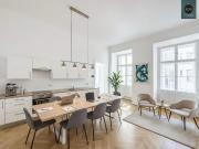 BÜRO in historischem Denkmal Haus in Toplage der Innenstadt! BÜRO in historischem Denkmal Haus in Toplage der Innenstadt!