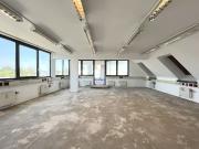 Büro inkl. großer Dachterrasse und offenem Raum zur...