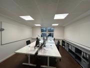 Büro mit 4 AP | Super Lage | inkl.Besprechungsräume + DT...